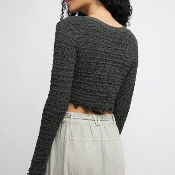 NWT Free People warm grey smocked knit lettuce trim cropped cardigan, M - Picture 7 of 10